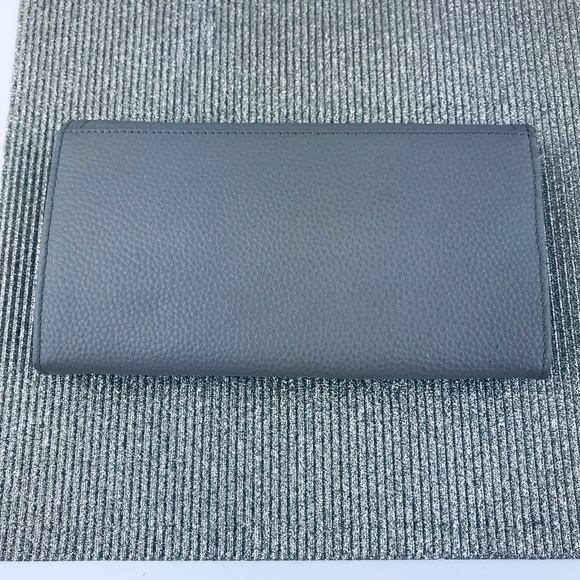 Ora Delphine- Taupe Color Wallet - Picture 4 of 13